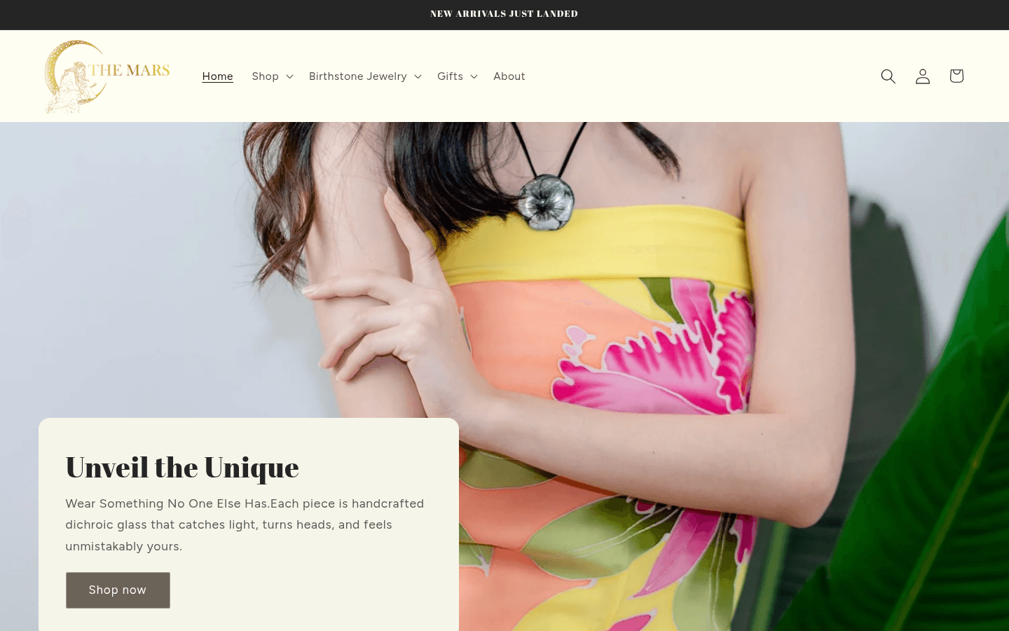 Screenshot of the live The Mars Glass website homepage